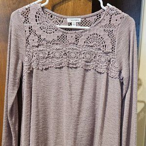 Eyeshadow Long Sleeved Top